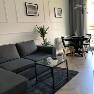 https://gdask-old-town-elegant-apartment.gdanskhotel.org